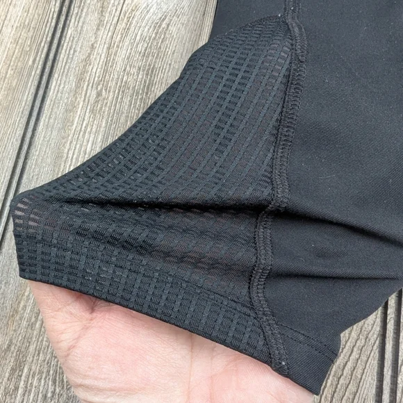 Under Armour Compression Tights Leggings Size XS Black 3/4 Length - Picture 2 of 12